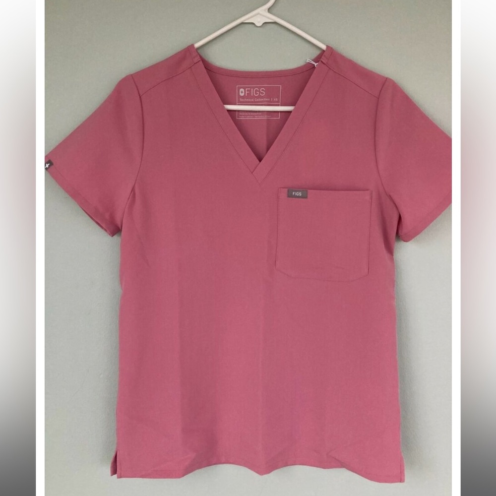Figs women’s Catarina scrub top size M in pink color